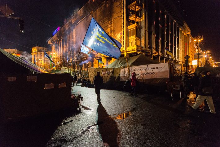 evangelische-akademie-bad-boll-kunstausstellung-2025-930525_On-Democracy-copyright-arge-lola_95a7528ca9